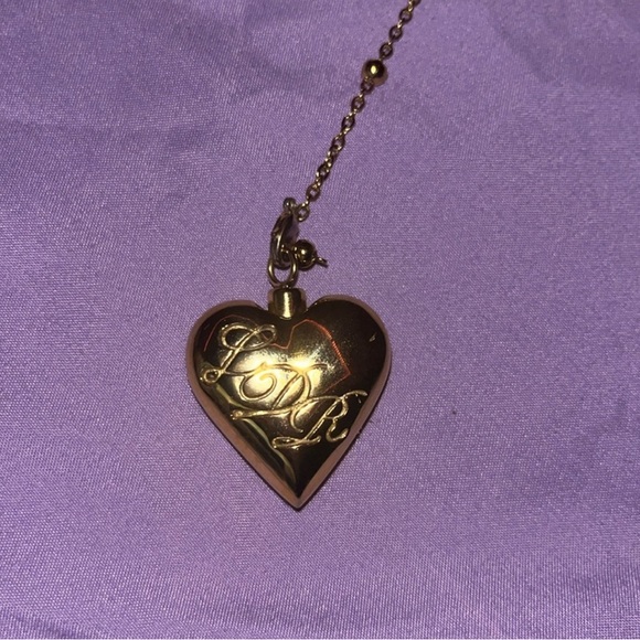 Lana Del Rey Coke Necklace - Picture 2 of 4